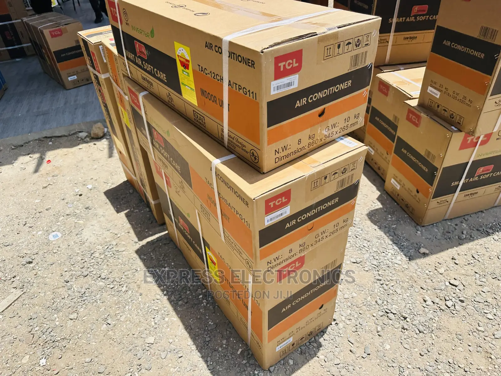 Built in Drain Pump Split Inverter Wi-Fi TCL 1.5hp AC