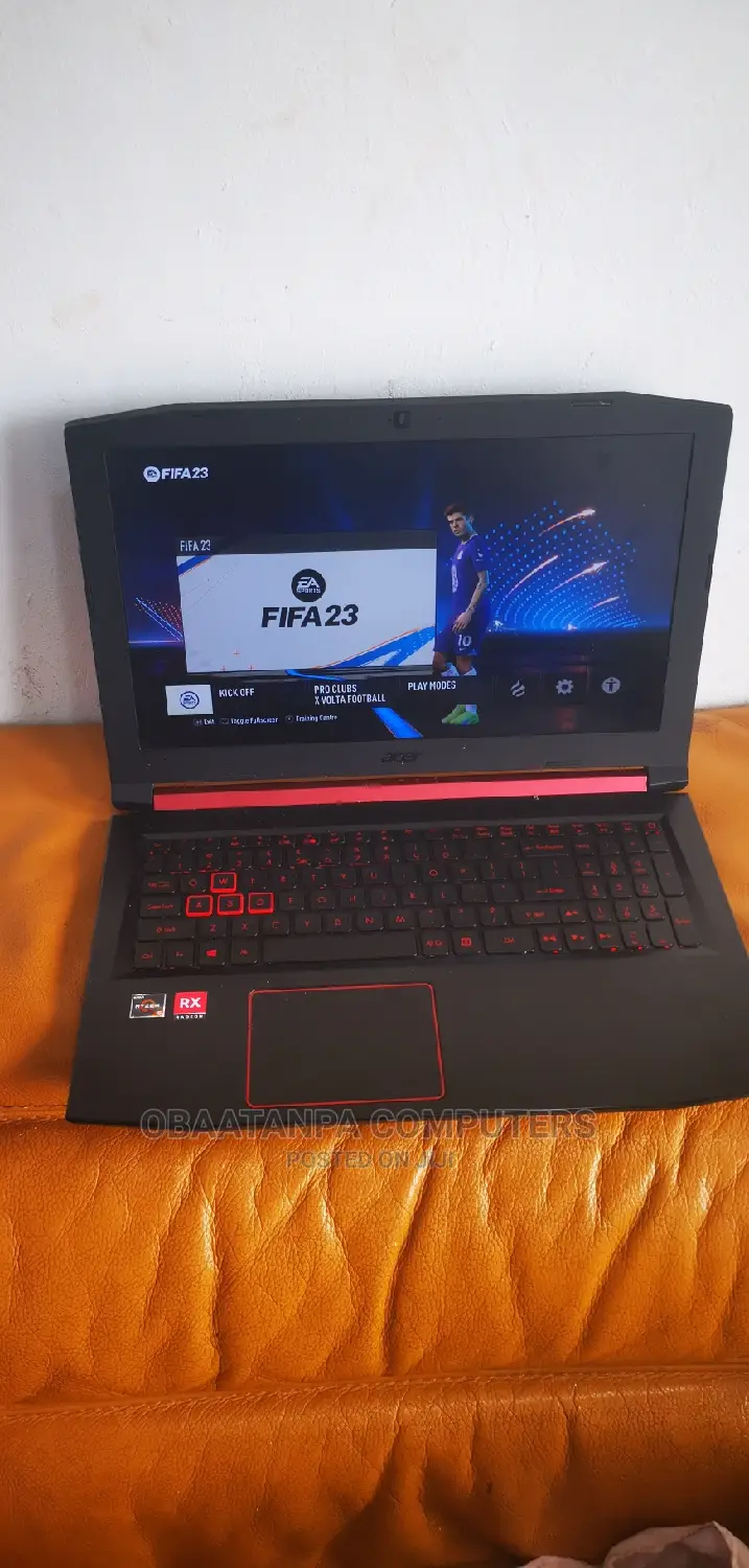Laptop Acer NITRO 5 8GB AMD Ryzen HDD 1T