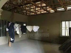 4bdrm House in Trede New Site, Kumasi Metropolitan for sale