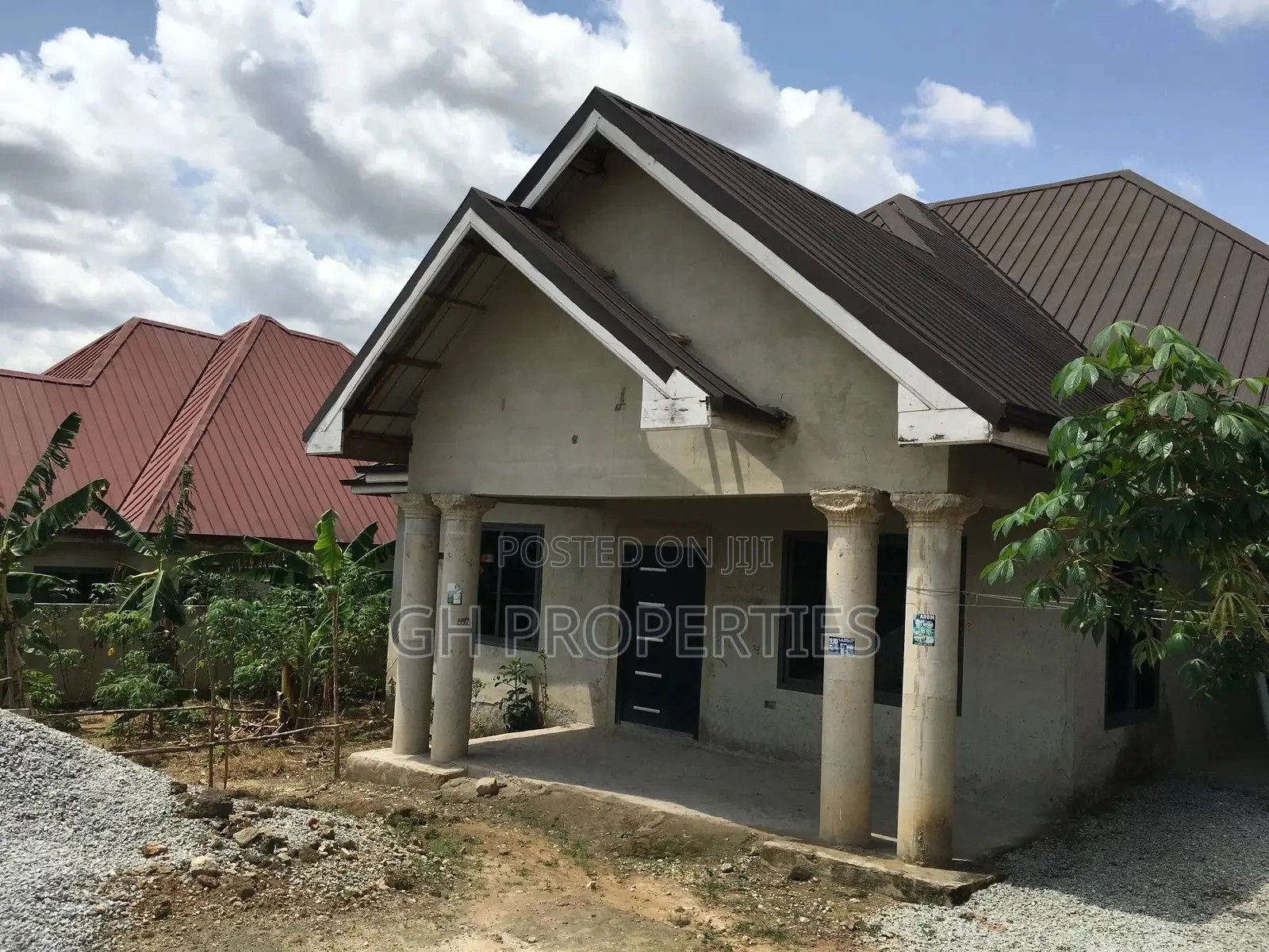 4bdrm House in Trede New Site, Kumasi Metropolitan for sale