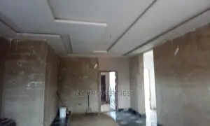 4bdrm House in Dki Properties, Adenta for sale
