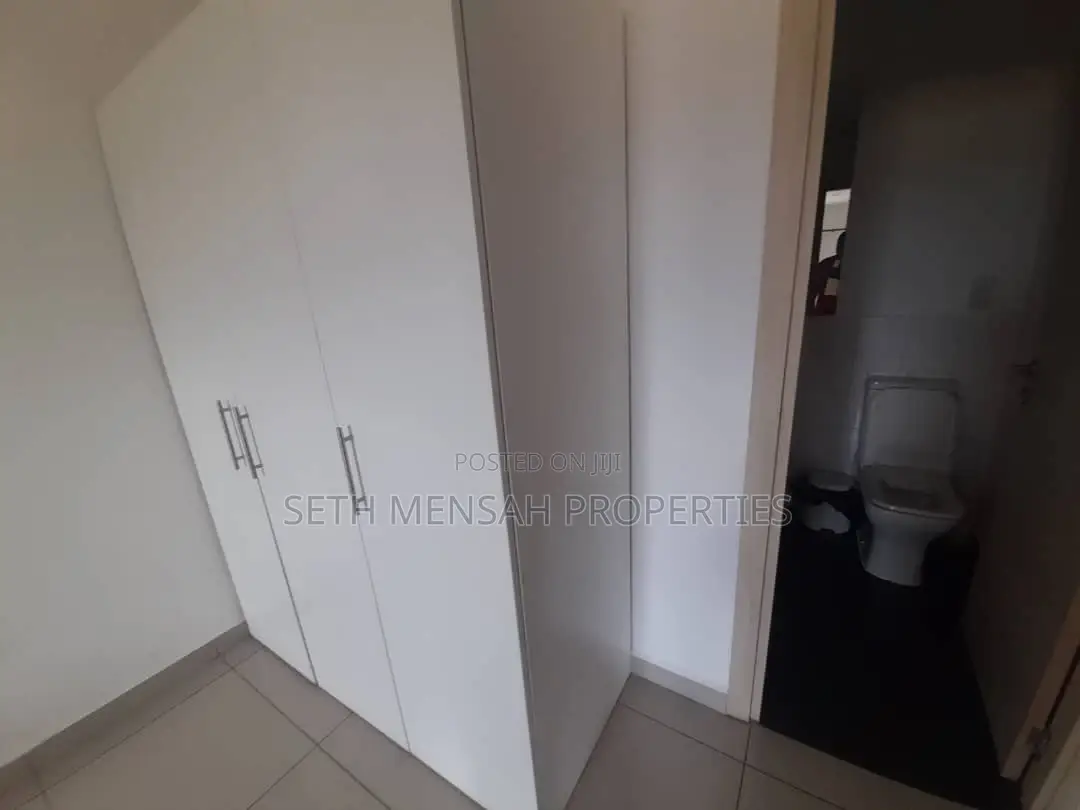 Furnished 2bdrm Apartment in Skm, East Legon for Sale