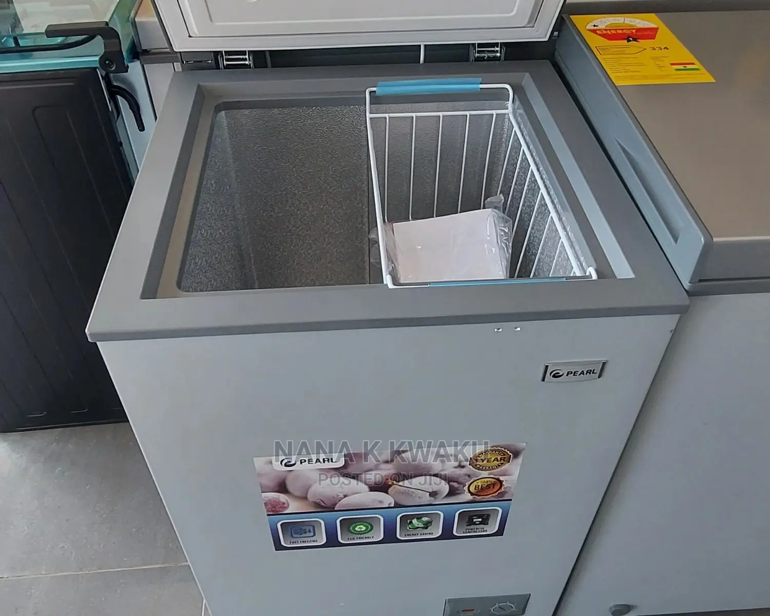 Pearl Pcf127 Chest Freezer 100ltrs