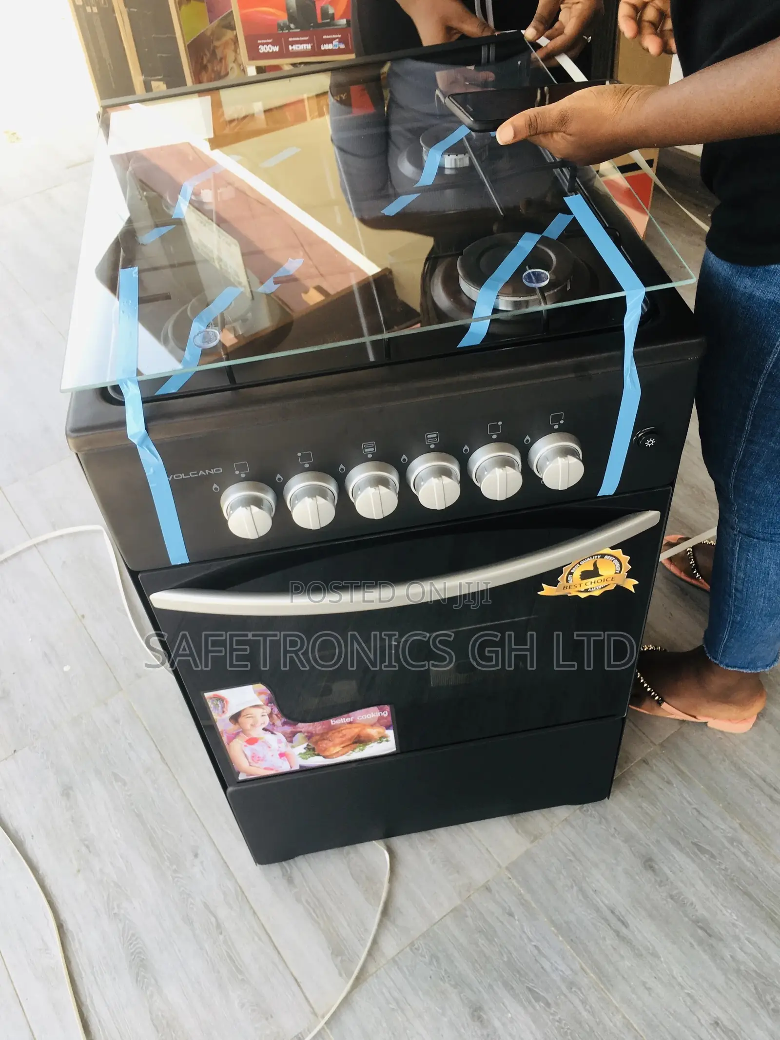 Volcano Black 4 Gas Burner Oven With Grill