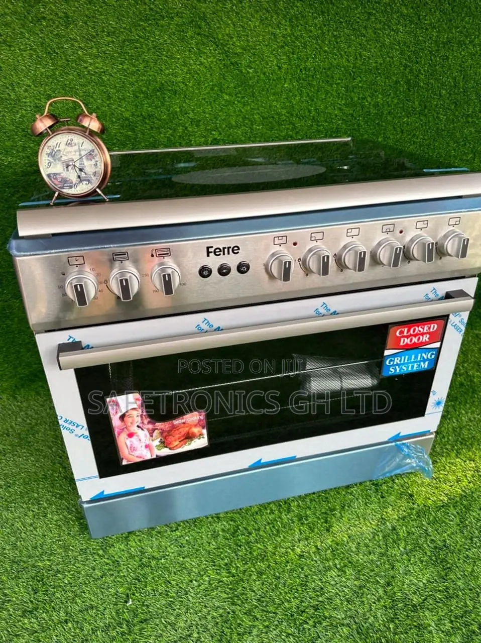 4 Gas Burner, 2 Electric Auto Ignition, Oven and Rotisserie