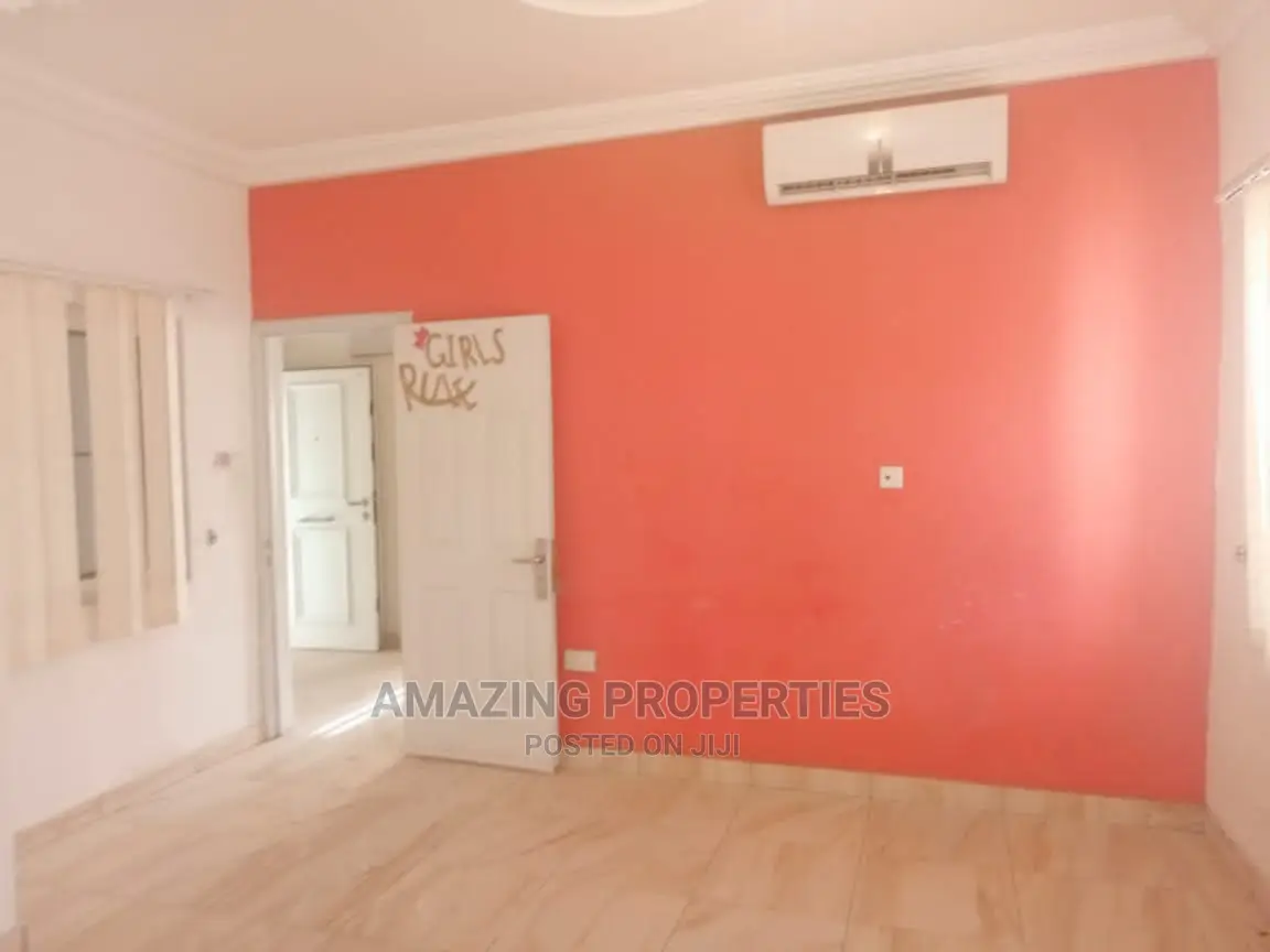 5bdrm House in Spintex for rent