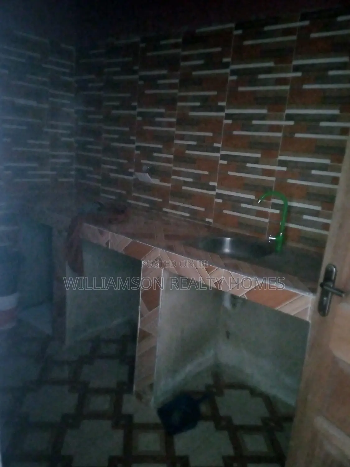1bdrm Apartment in Community 18, Spintex for rent