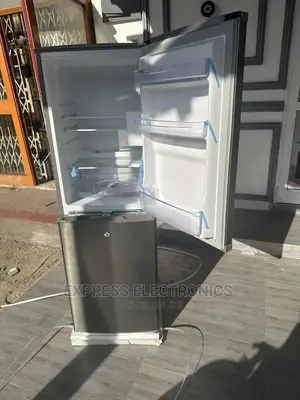 PF-200B (140 Liter) Pearl Led Light Tempered Glass Shelves