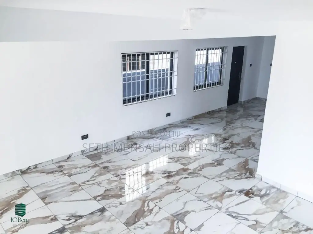4bdrm House in Skm, Airport Residential Area for Rent