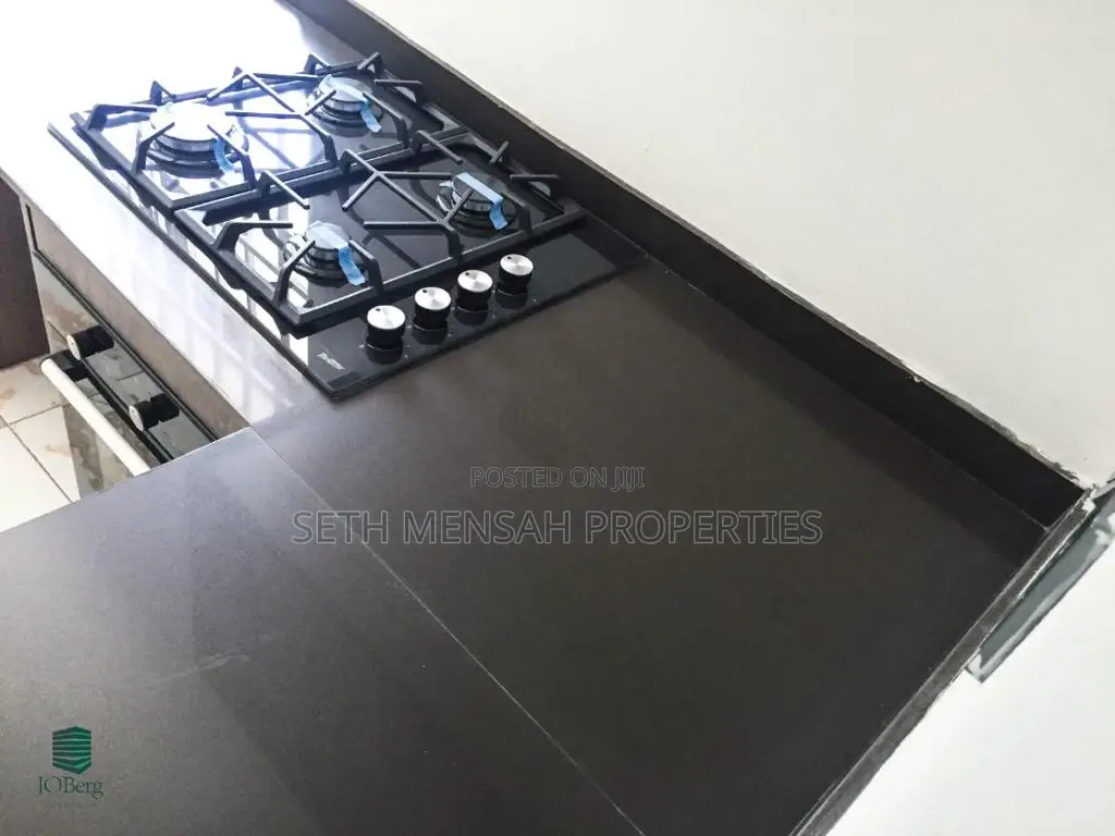 4bdrm House in Skm, Airport Residential Area for Rent