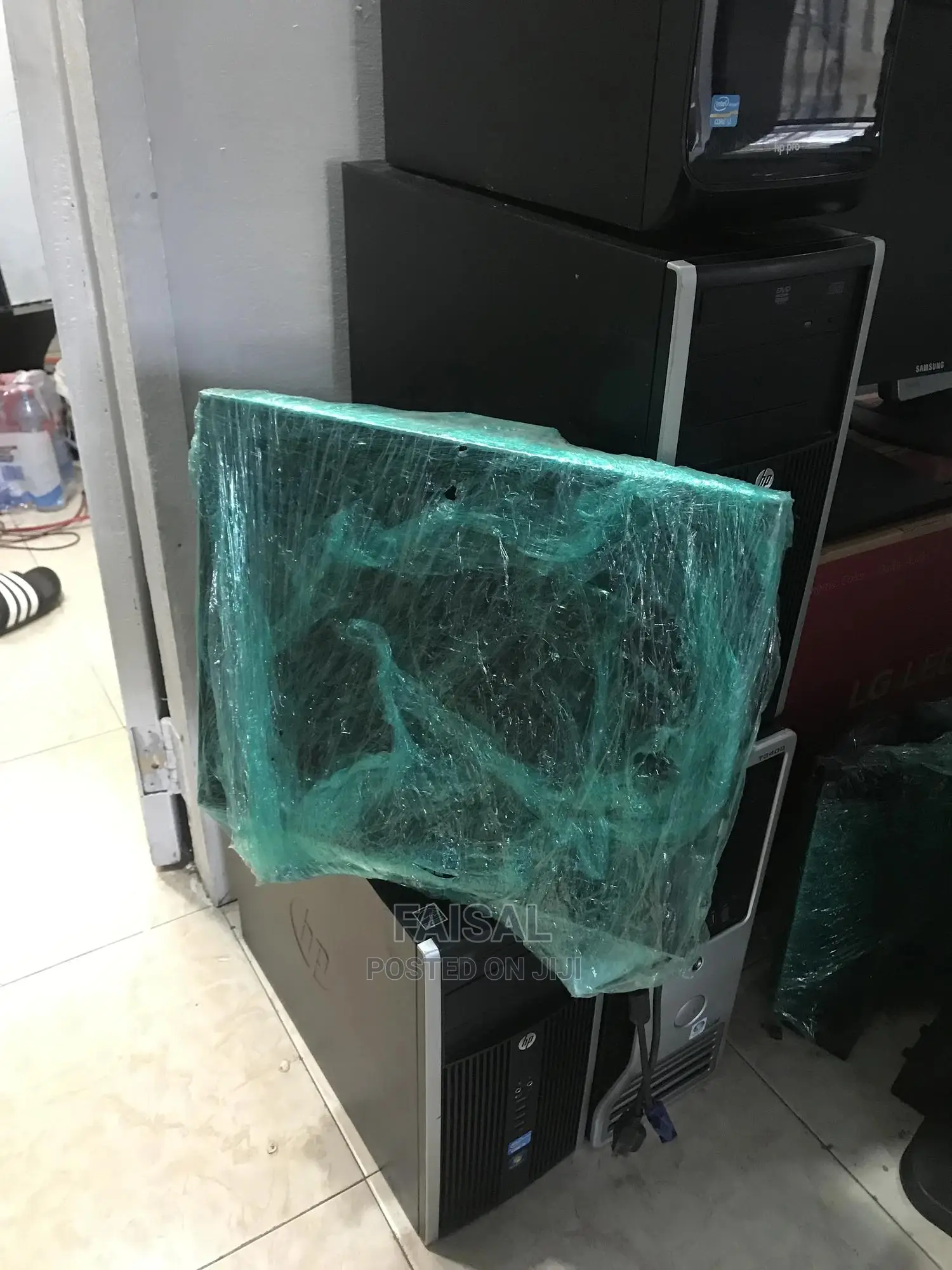 17inch Dell Monitor Neat