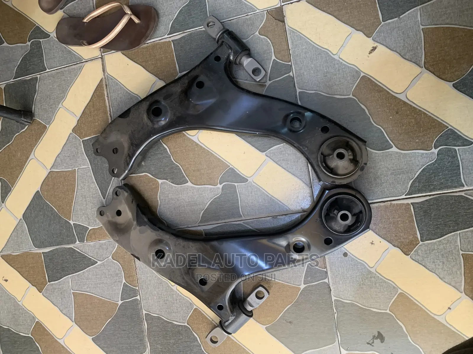Highlander 2020 Lower Arms