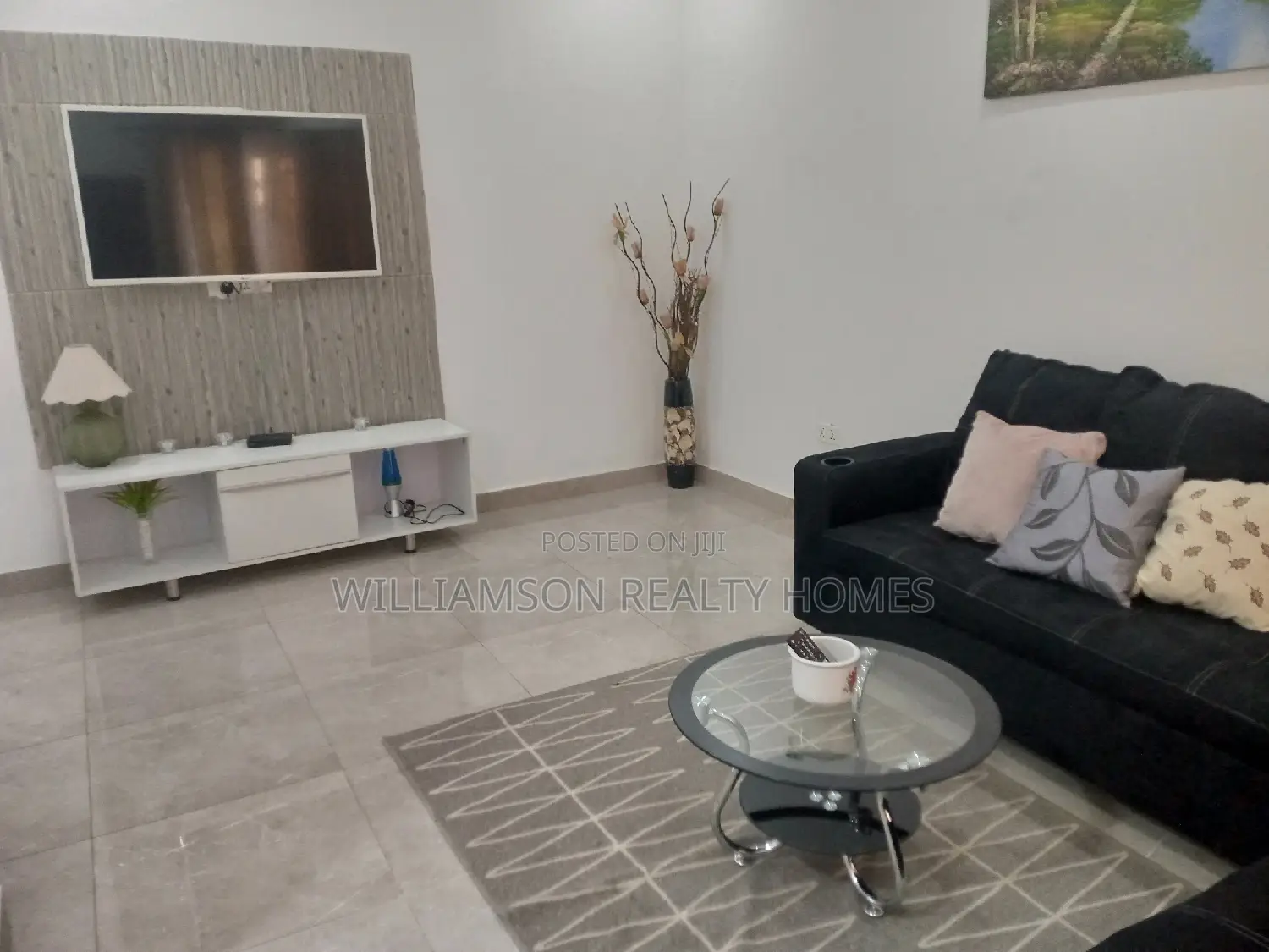 Furnished/Luxury 2bedrms Apt,Spintex