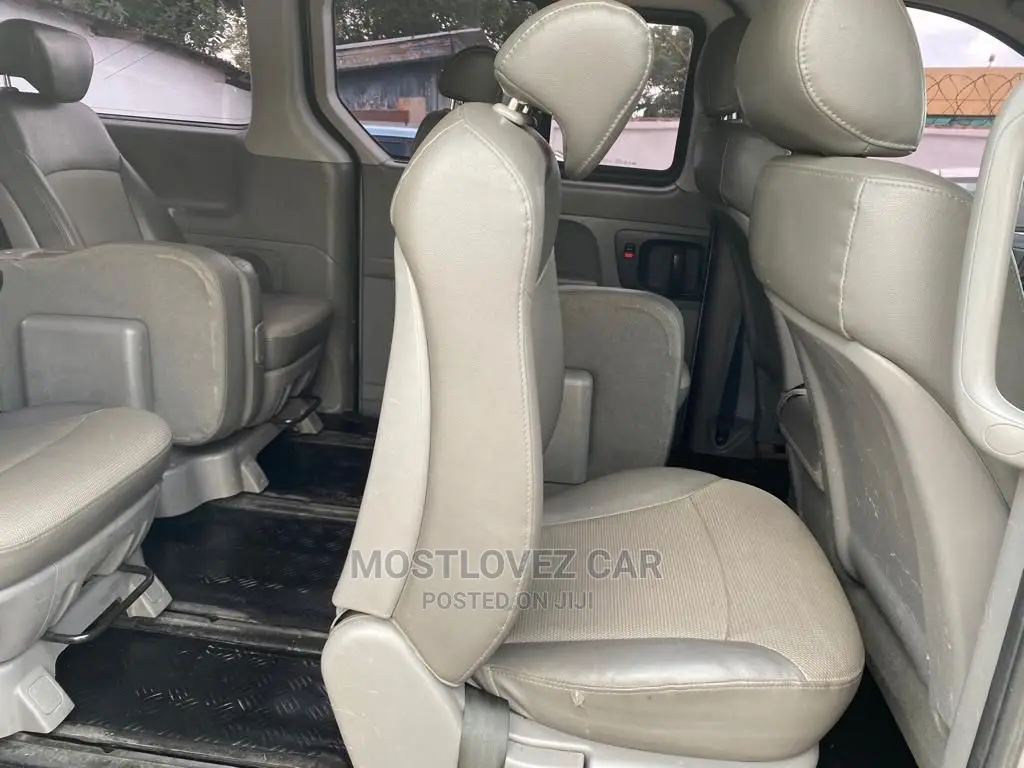 Hyundai Buses Hire Services in Ghana. Ghana Hire Van .