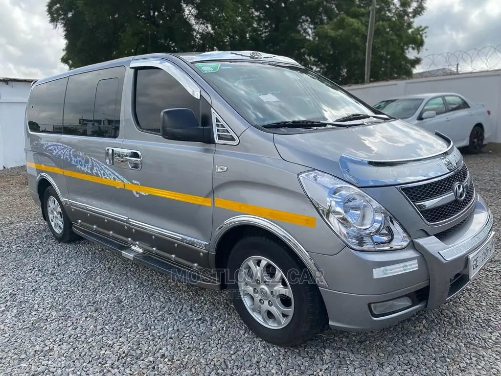 Hyundai Buses Hire Services in Ghana. Ghana Hire Van .
