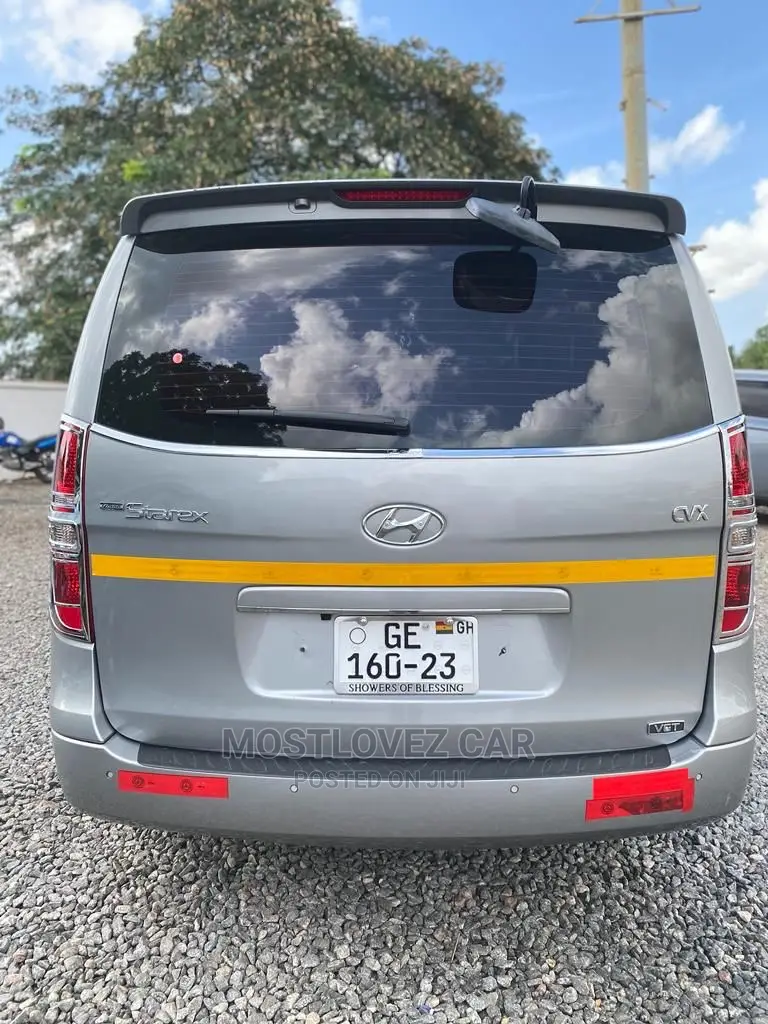 Hyundai Buses Hire Services in Ghana. Ghana Hire Van .