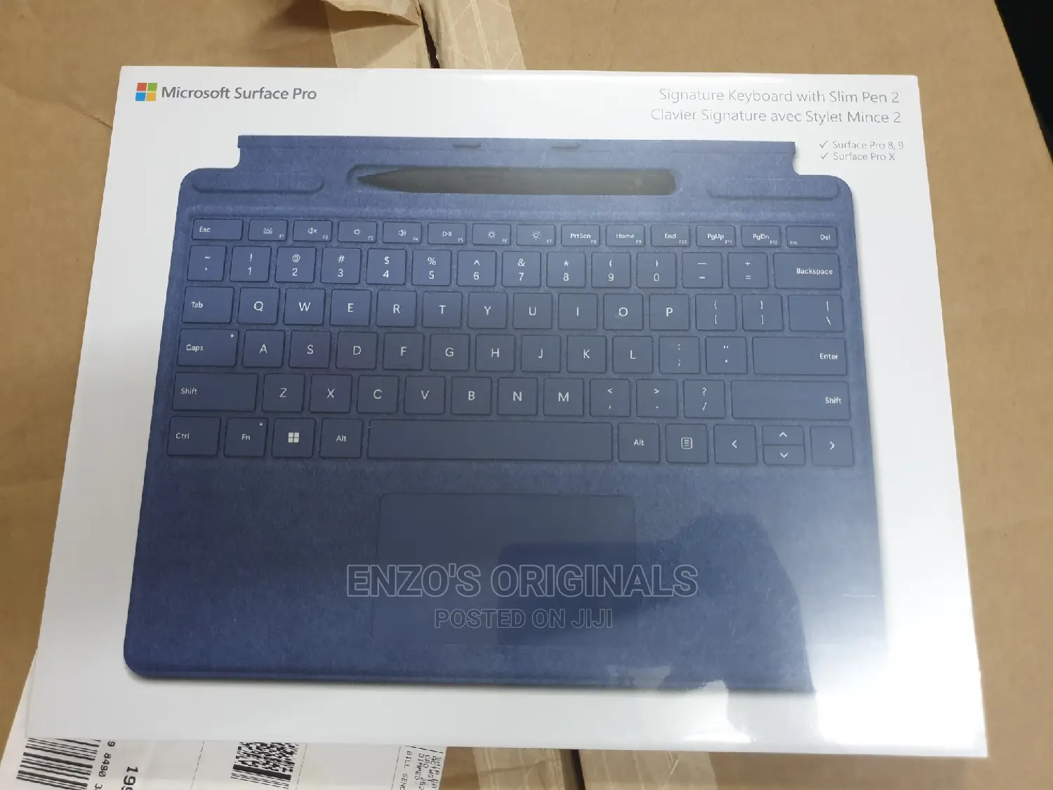 Microsoft Surface Pro 9 Signature Type Cover Keyboard + Pen