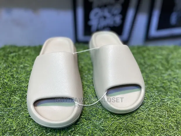 adidas gazelle silver green womens Yeezy Slide Flax  UNSEEN GRAIL
