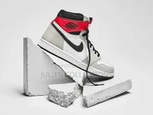 Jordan 1 Smoke