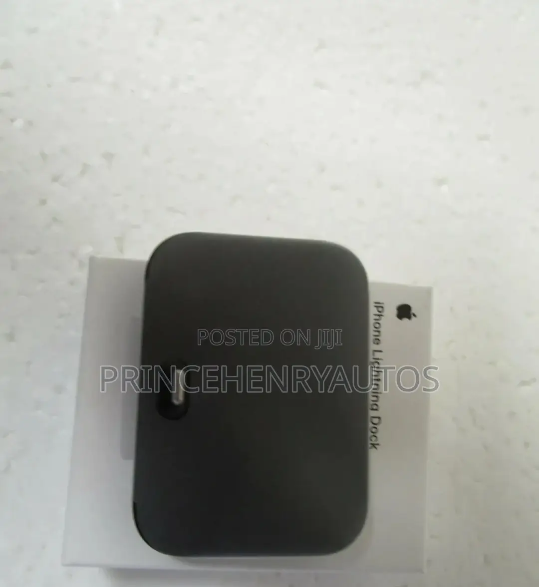 Apple MNN62AM/A iPhone Lightning Dock, Black