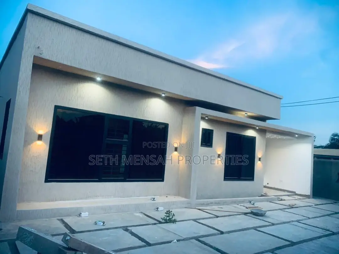 3bdrm House in Skm, Estate for Sale