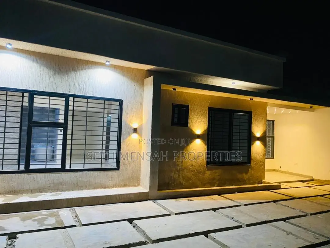 3bdrm House in Skm, Estate for Sale
