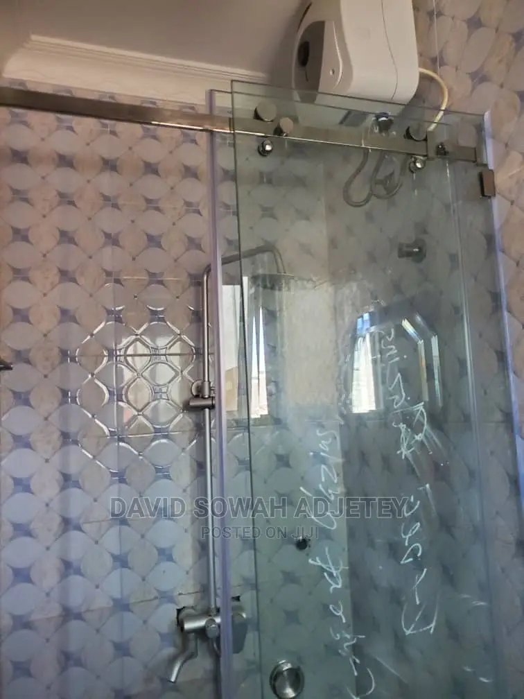 2bdrm Apartment in Tseaddo, Labadi for rent