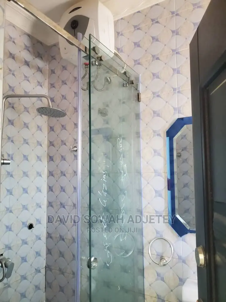 2bdrm Apartment in Tseaddo, Labadi for rent