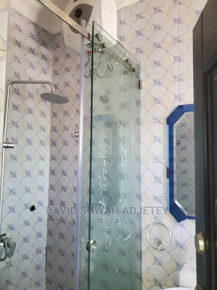 2bdrm Apartment in Tseaddo, Labadi for rent