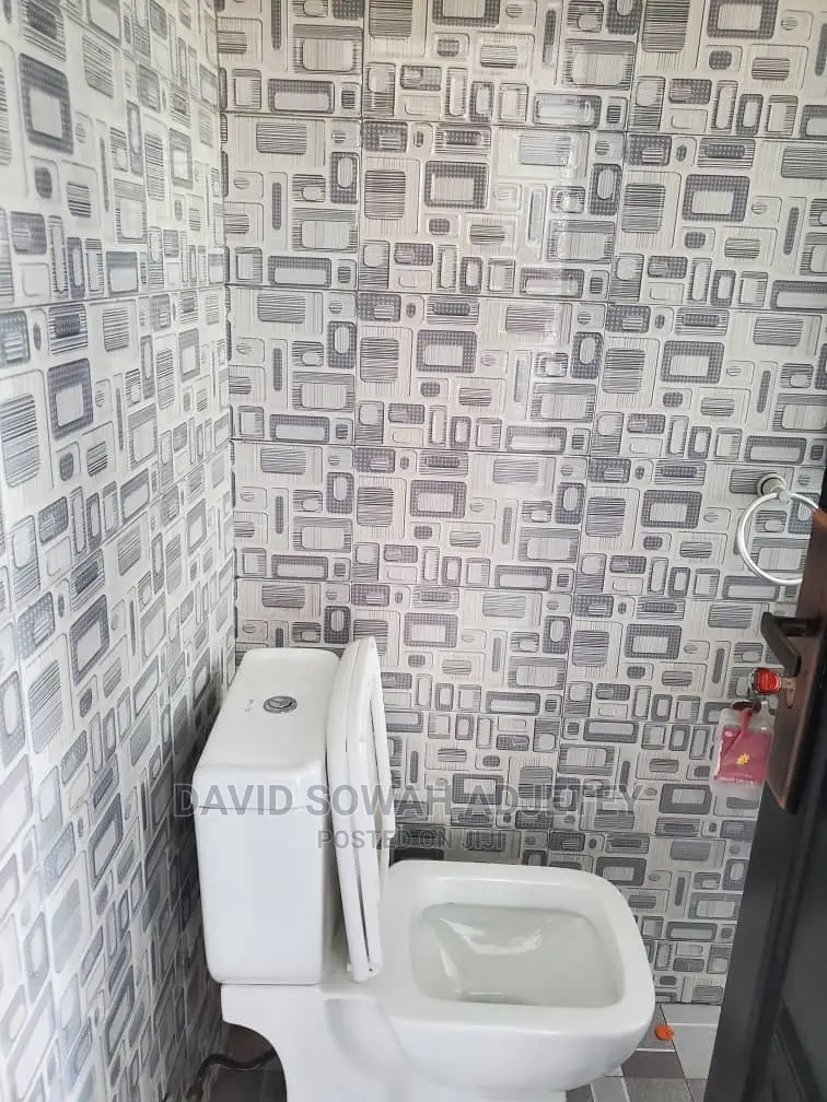 2bdrm Apartment in Tseaddo, Labadi for rent