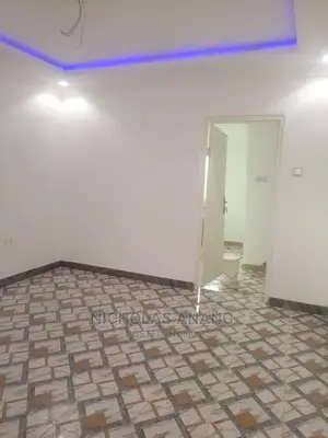 1bdrm Apartment in the Dorns Properties, New Town for Rent
