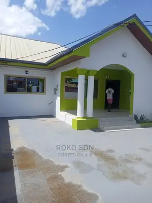 3bdrm House in Dr Roko, Haatso for sale