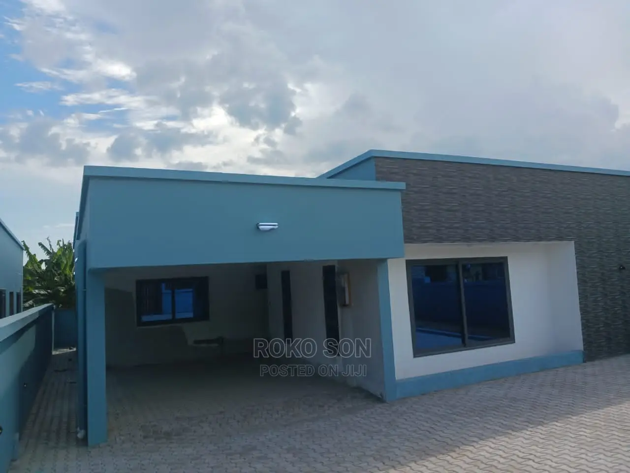 3bdrm House in Dr Roko, Haatso for sale