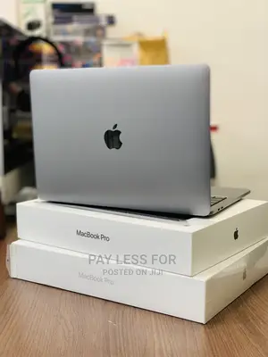 New Laptop Apple MacBook Pro 2022 M2 8GB Apple M2 SSD 256GB