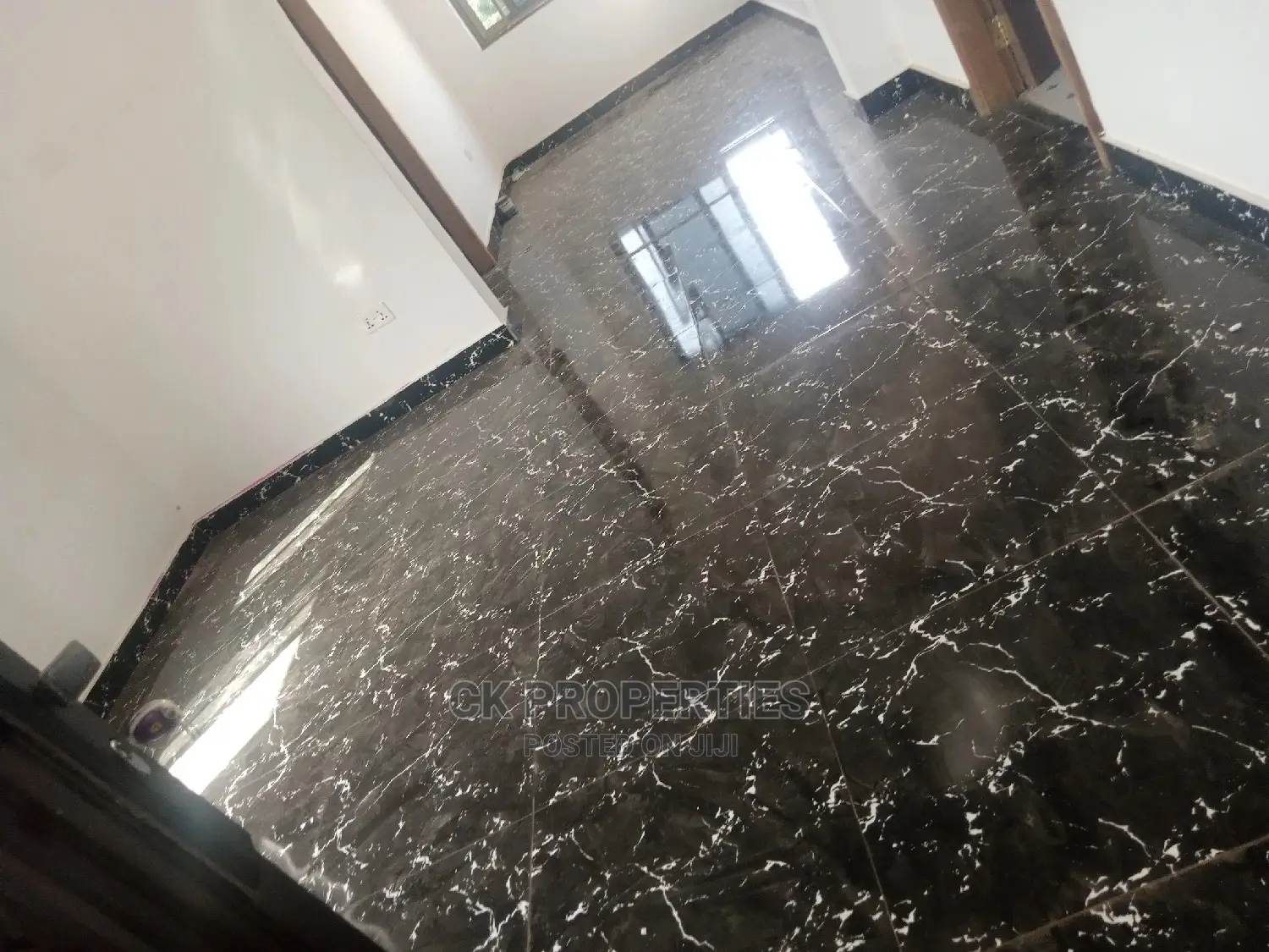 2bdrm Apartment in Dome for rent