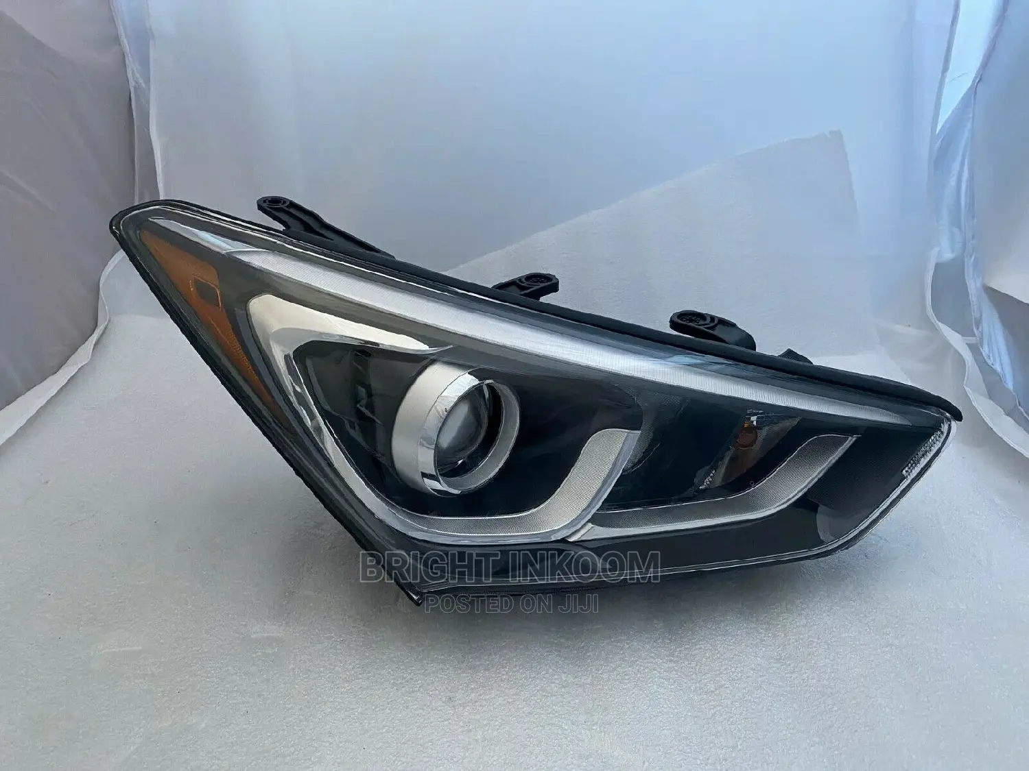 Santa Fe 2019 Headlights