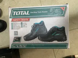 Total Leather Safety Boot