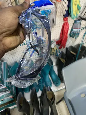 VAULTEX Safety Googles