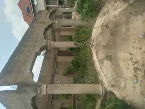 6bdrm House in Mark Estate At, Kumasi Metropolitan for sale