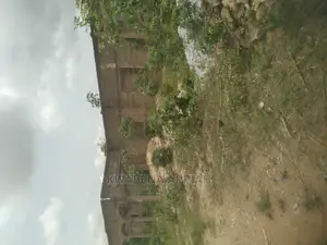 6bdrm House in Mark Estate At, Kumasi Metropolitan for sale