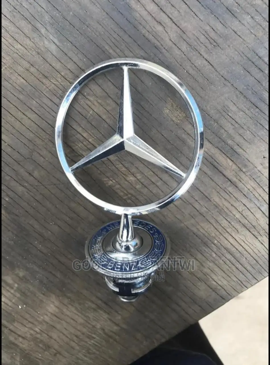 Benz Bonnet Crown