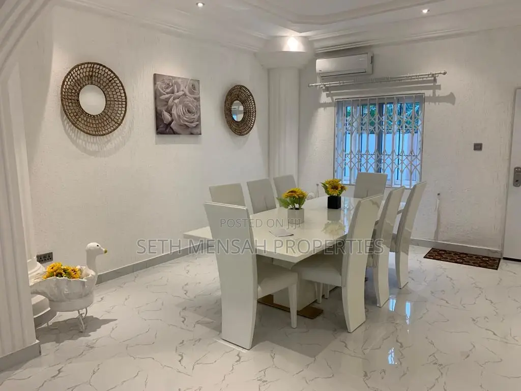 5bdrm House in Skm, Bawaleshie for Sale
