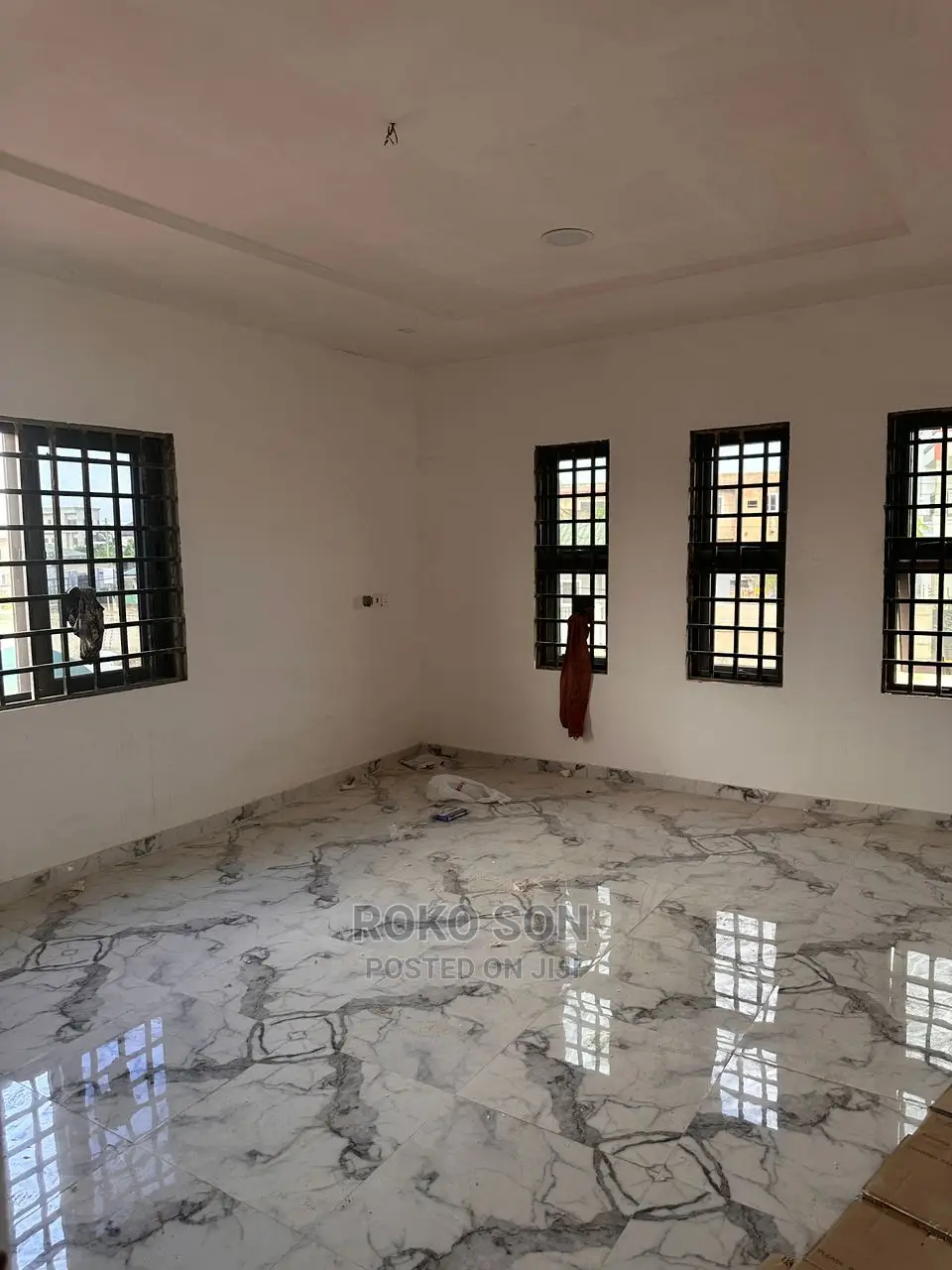 5bdrm Duplex in Dr Roko, Accra Metropolitan for sale