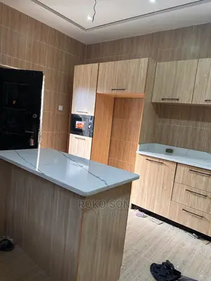 5bdrm Duplex in Dr Roko, Accra Metropolitan for sale