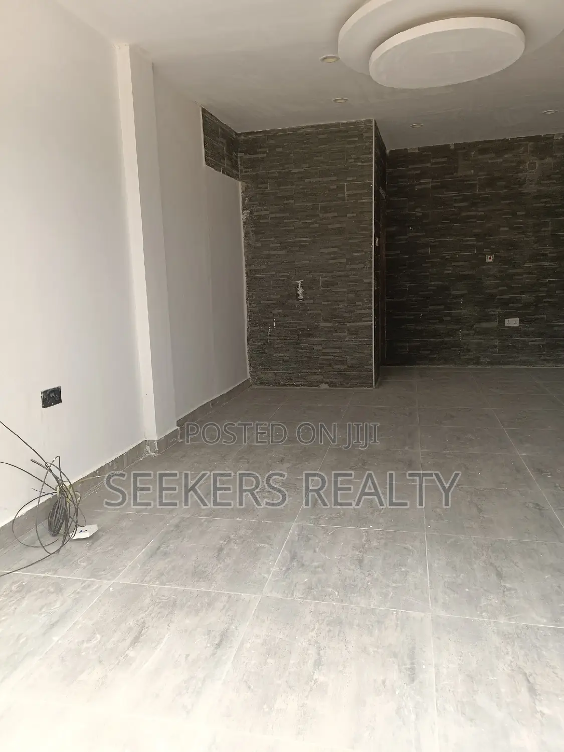 A Single Shop for Rent at Osu Oxford Street