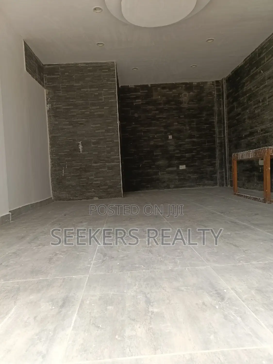 A Single Shop for Rent at Osu Oxford Street