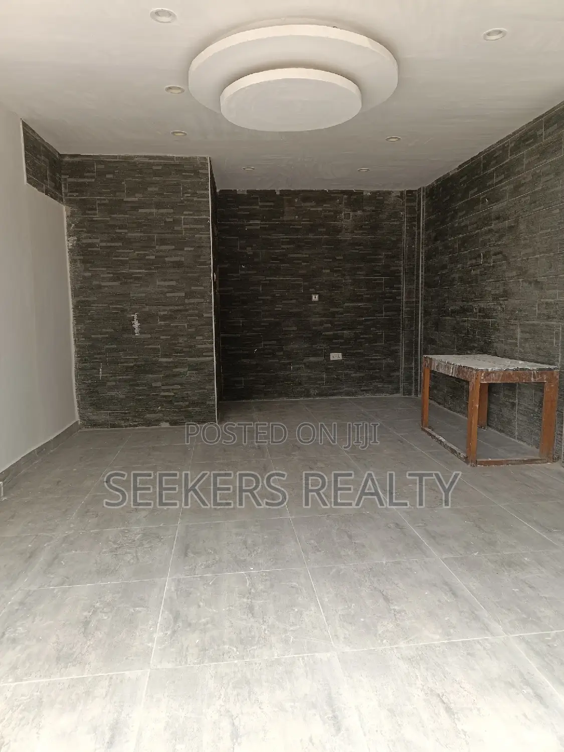 A Single Shop for Rent at Osu Oxford Street