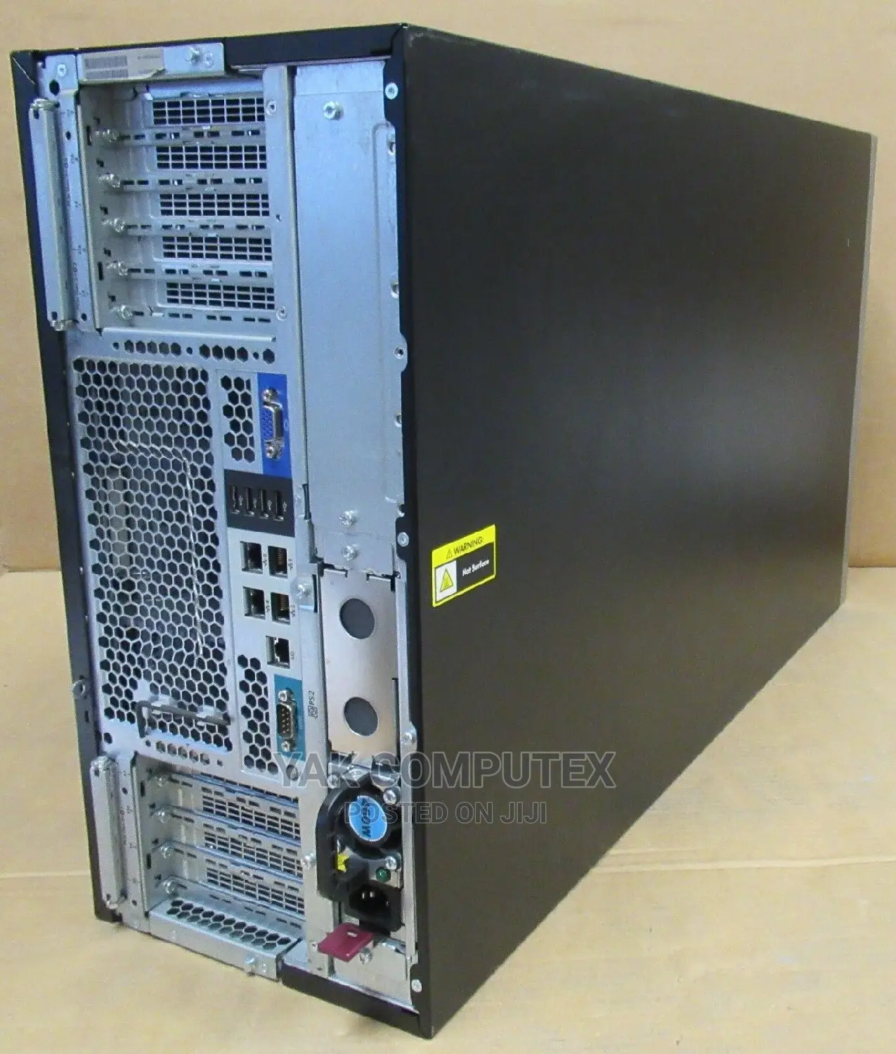 Server HP ProLiant DL380P Gen8 32GB Intel Xeon HDD 2T