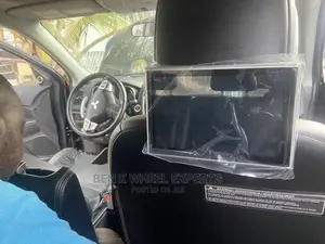 Back Seat Head Monitor
