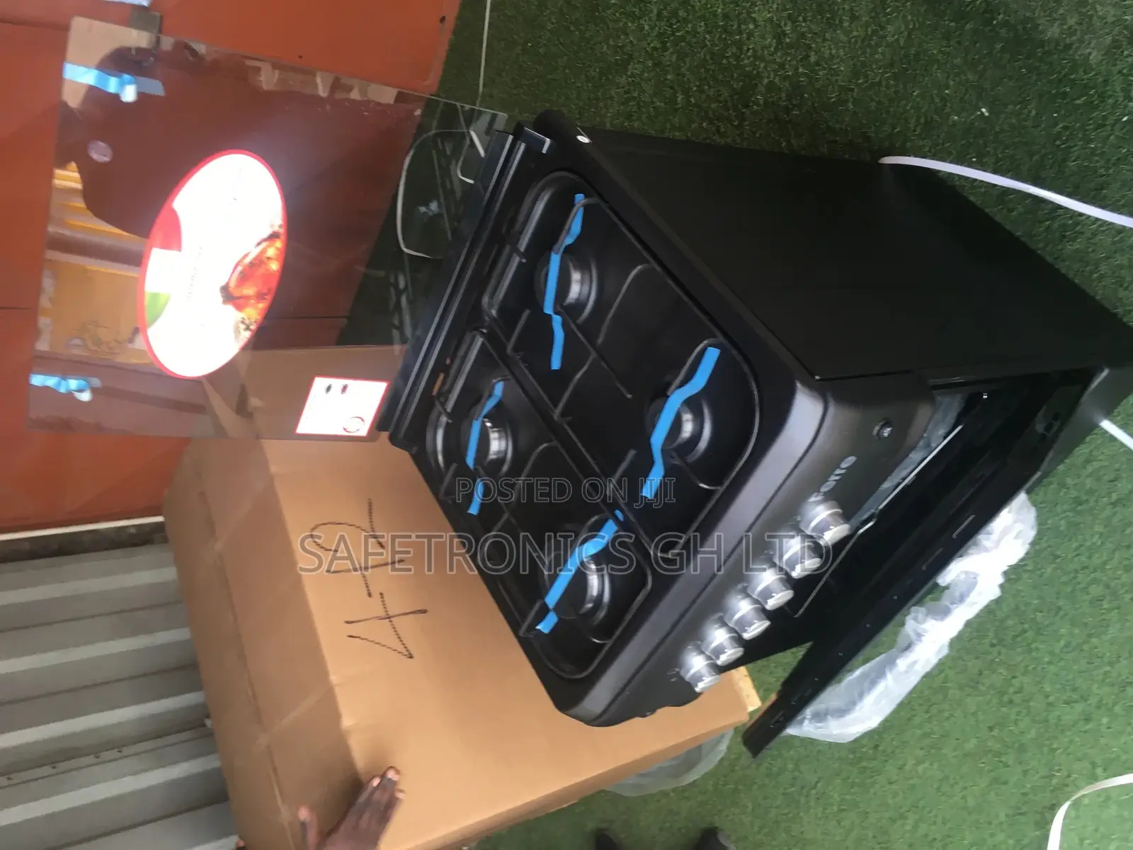Black Ferre 4BURNER Gas Oven With Grill